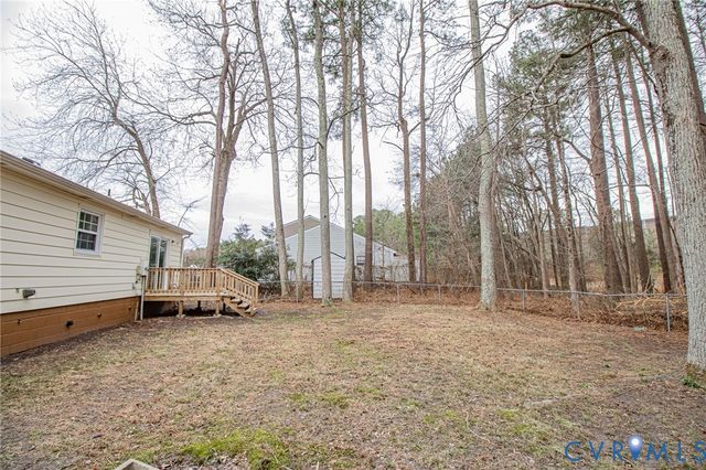 614 Cabin Creek Dr, Hopewell, VA 23860
