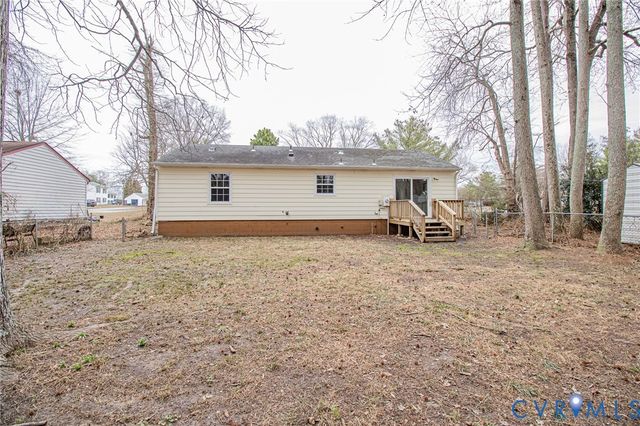 614 Cabin Creek Dr, Hopewell, VA 23860