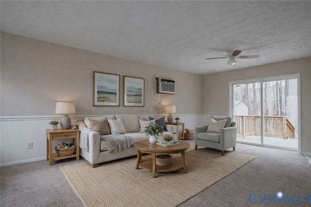 614 Cabin Creek Dr, Hopewell, VA 23860