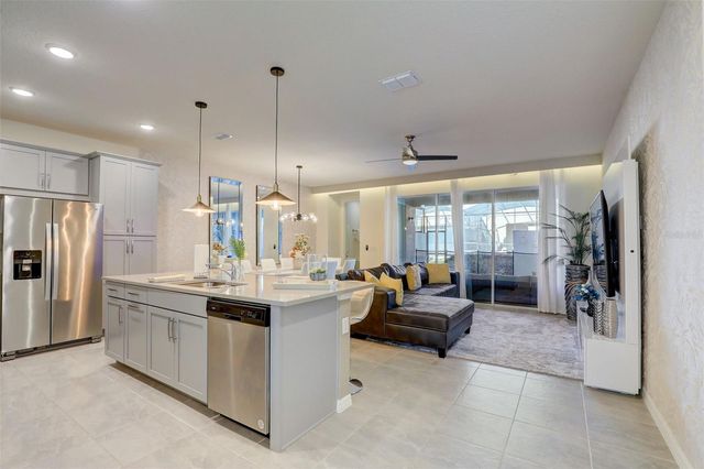 1842 TROPICAL PALMS CIRCLE, Kissimmee, FL 34747