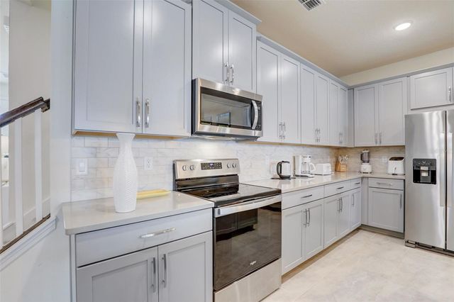 1842 TROPICAL PALMS CIRCLE, Kissimmee, FL 34747