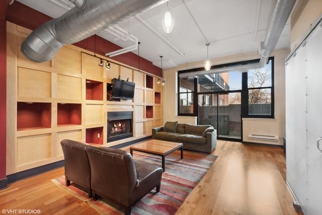 2323 W Pershing Road 519, Chicago, IL 60609