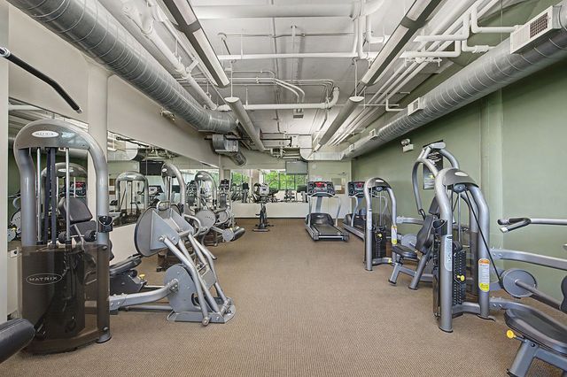 2323 W Pershing Road 519, Chicago, IL 60609