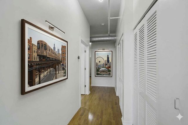 2323 W Pershing Road 519, Chicago, IL 60609
