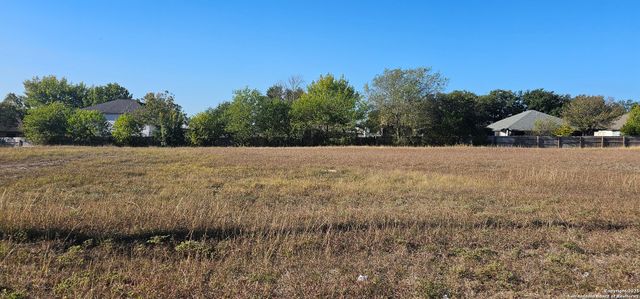 811 Toepperwein, Converse, TX 78109