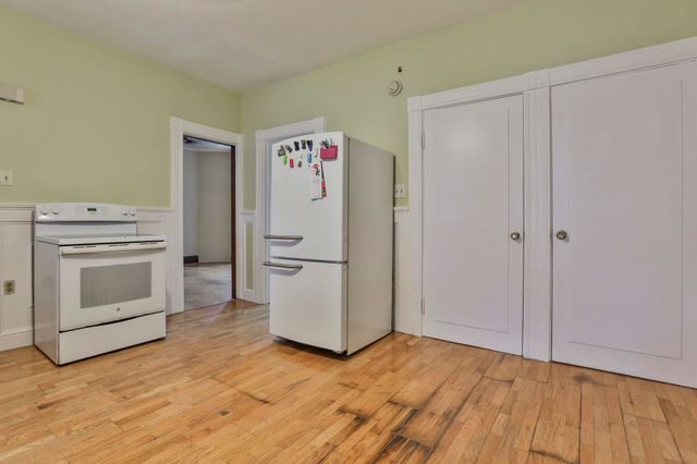 516 Lake Avenue, Manchester, NH 03103