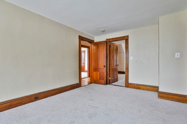 516 Lake Avenue, Manchester, NH 03103
