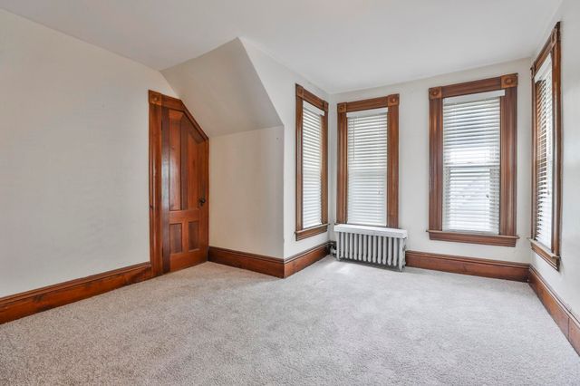 516 Lake Avenue, Manchester, NH 03103