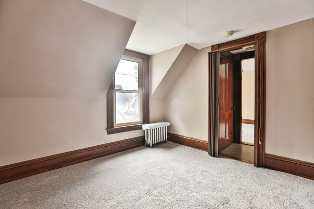 516 Lake Avenue, Manchester, NH 03103