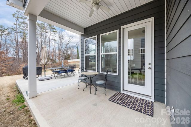 131 Reids Cove Drive, Mooresville, NC 28117