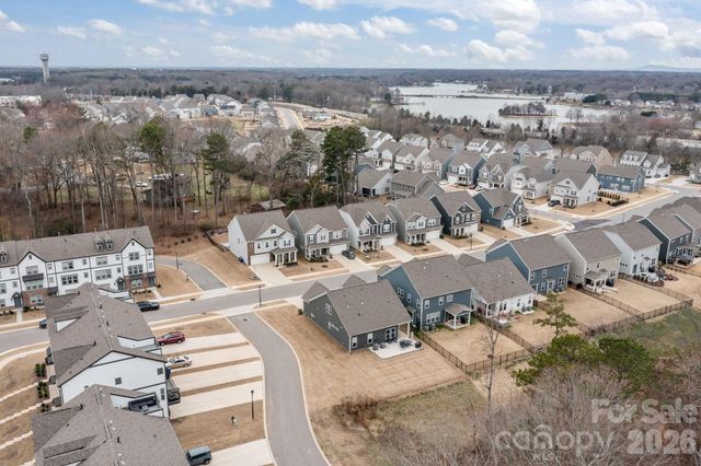 131 Reids Cove Drive, Mooresville, NC 28117