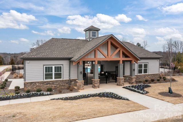 131 Reids Cove Drive, Mooresville, NC 28117