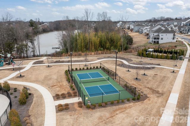 131 Reids Cove Drive, Mooresville, NC 28117