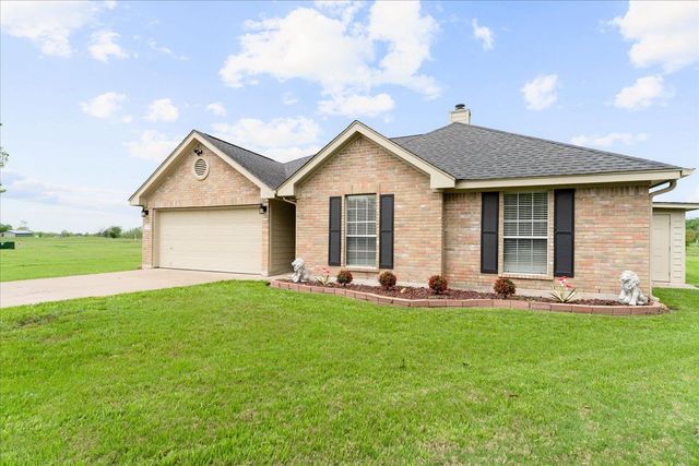 125 Fairway CT, Bastrop, TX 78602