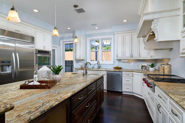 3768 Skyline Road, Carlsbad, CA 92008