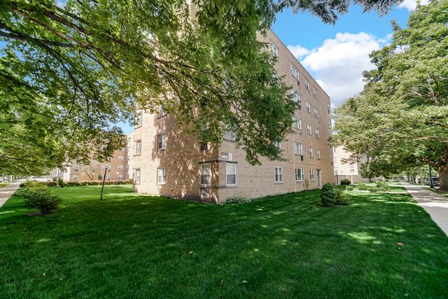 6160 N DAMEN Avenue 209, Chicago, IL 60659