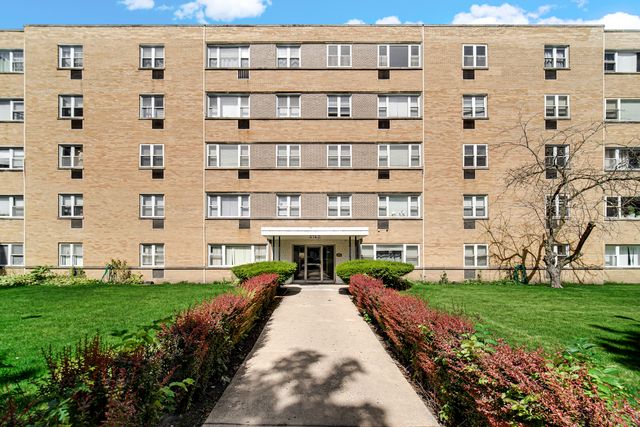 6160 N DAMEN Avenue 209, Chicago, IL 60659