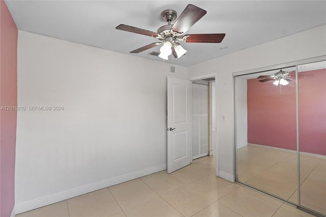 2735 W 60th Pl 204, Hialeah, FL 33016