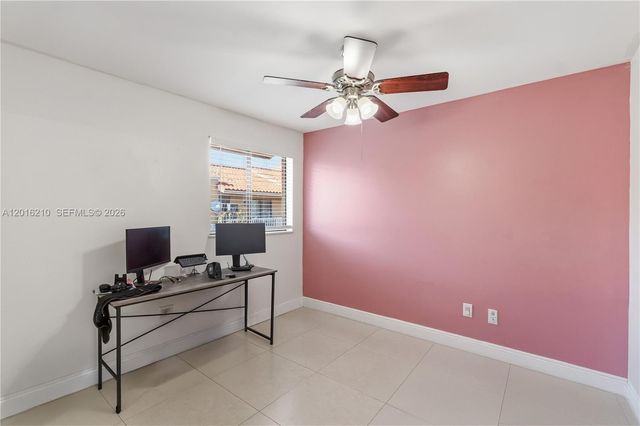 2735 W 60th Pl 204, Hialeah, FL 33016