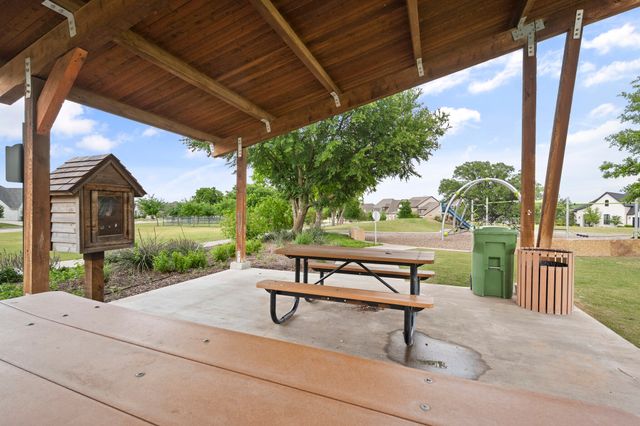 417 Kestrel Court, Aledo, TX 76008