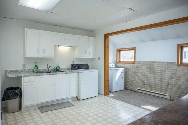 607 N Main Street, Necedah, WI 54646