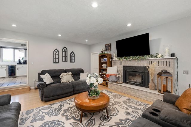 507 Oak Street, Urbana, MO 65767