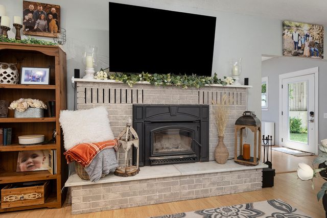 507 Oak Street, Urbana, MO 65767