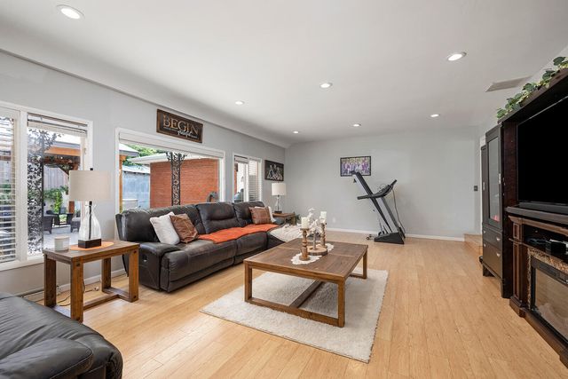 507 Oak Street, Urbana, MO 65767