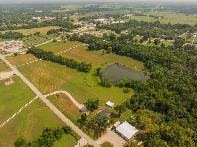 507 Oak Street, Urbana, MO 65767