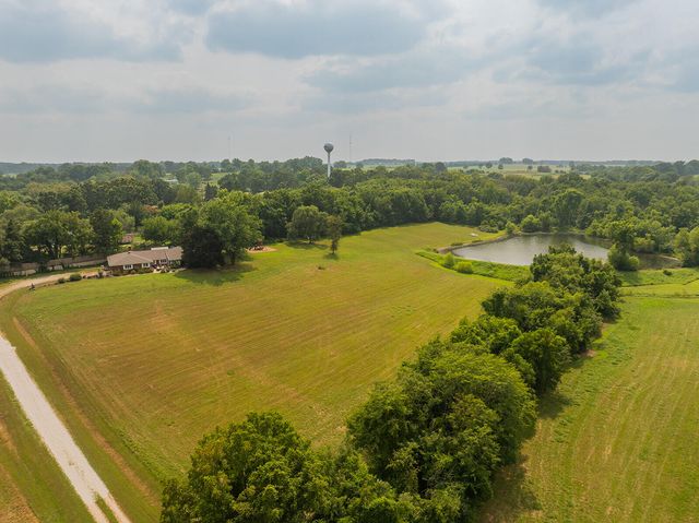 507 Oak Street, Urbana, MO 65767