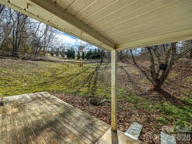 800 Murray Road, Canton, NC 28716