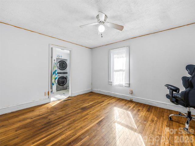 800 Murray Road, Canton, NC 28716