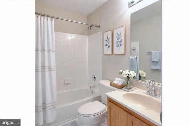 1815 GOULD DR, District Heights, MD 20747