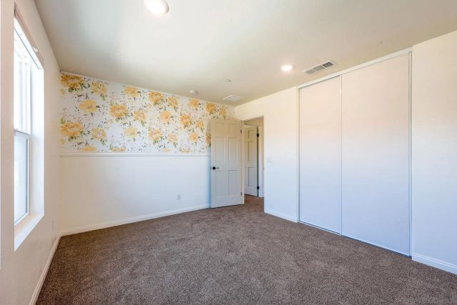 1357 Palo Verde Way, Vista, CA 92083