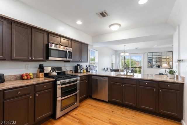 30 Mountain Ave 11, Paterson City, NJ 07501