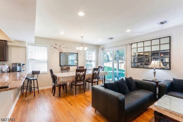 30 Mountain Ave 11, Paterson City, NJ 07501