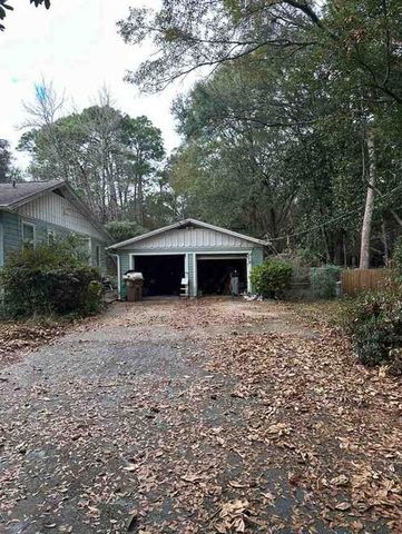4604 Oak Ridge Road, Mobile, AL 36609
