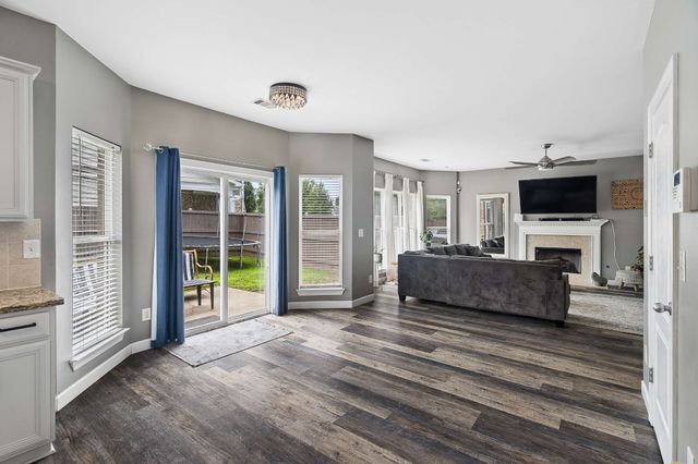 7476 Riverland Dr, Nashville, TN 37221
