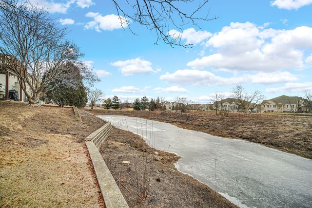 2325 Summerlin Drive, Aurora, IL 60503
