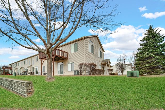 2325 Summerlin Drive, Aurora, IL 60503