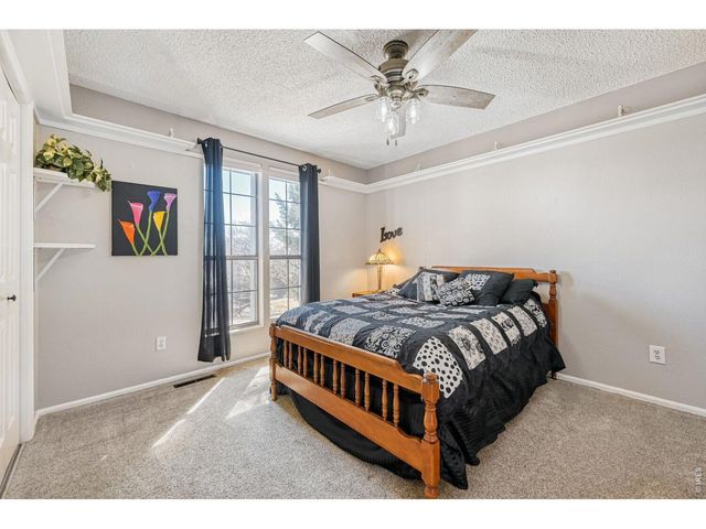 1617 Ithaca Ct, Longmont, CO 80503