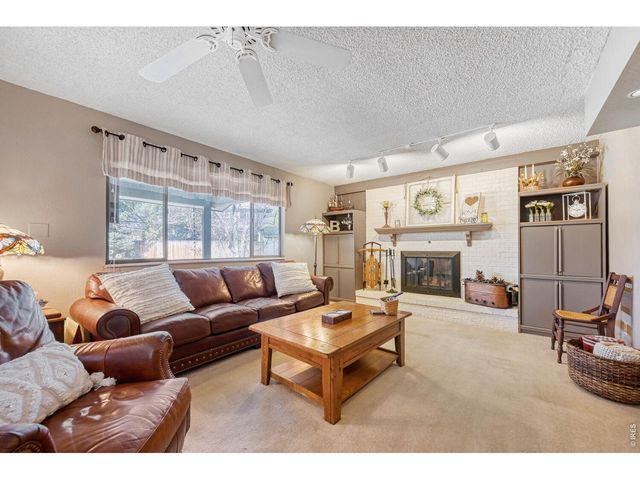 1617 Ithaca Ct, Longmont, CO 80503