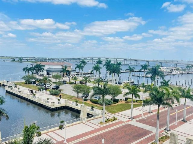 2260 1st ST # 204, Fort Myers, FL 33901