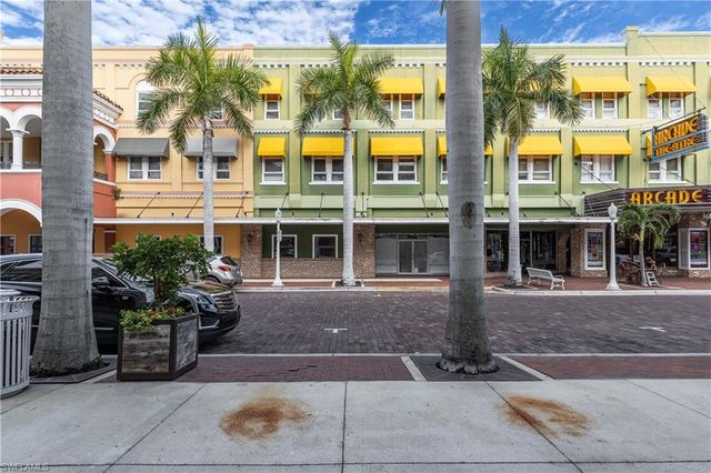 2260 1st ST # 204, Fort Myers, FL 33901