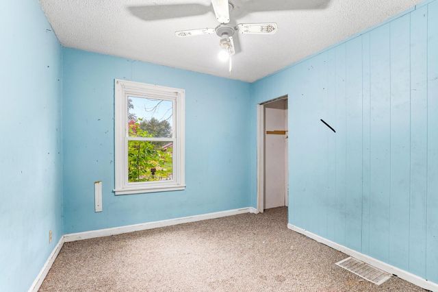 2526 2nd Street N, North Saint Paul, MN 55109
