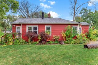 2526 2nd Street N, North Saint Paul, MN 55109