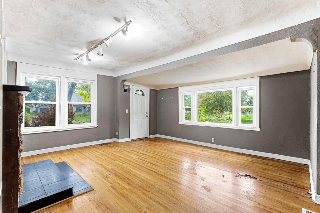 2526 2nd Street N, North Saint Paul, MN 55109 — photo 3