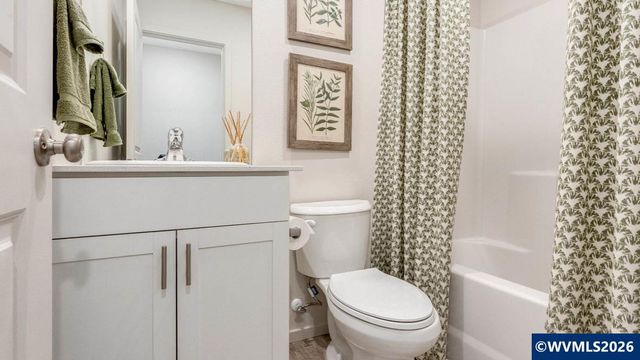 427 Pietro St NE, Salem, OR 97301