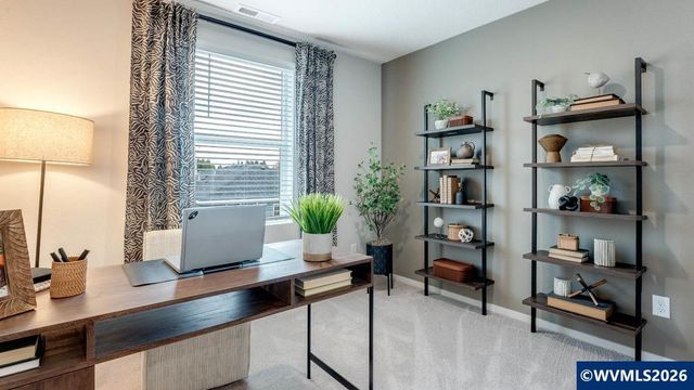 427 Pietro St NE, Salem, OR 97301