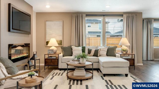 427 Pietro St NE, Salem, OR 97301